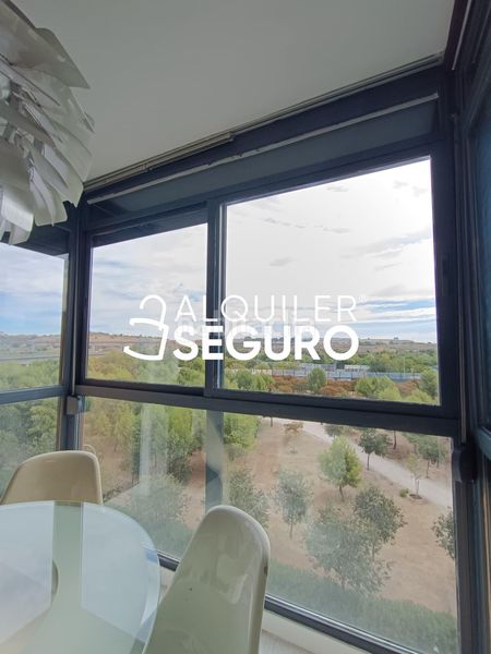 Foto b1126539-a11a-48cc-87b5-6119df1c72c0. Miete etagenwohnung mit heizung parking pool in Butarque Madrid