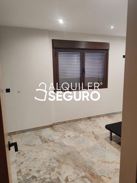 Foto 0cf5863b-3ac7-43e8-9b68-d6468bf2fa75. Alquiler chalet  c san juan en Jun
