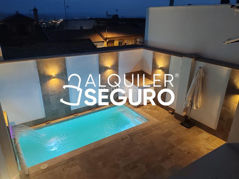 Foto 4fa248ff-dbcd-49d6-a786-da3c5ed05845. Alquiler chalet  c san juan en Jun