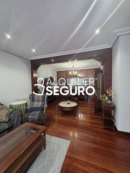 Foto 10dd8bc9-4a62-4d93-997c-2d47c82cfc0d. Alquiler piso  c hurtado amezaga en Zabalburu Bilbao