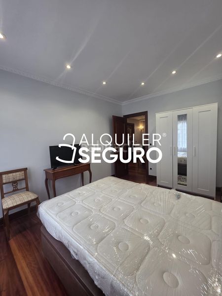 Foto 650db3c3-1a32-4ec7-8b9d-1081340a9bfa. Alquiler piso  c hurtado amezaga en Zabalburu Bilbao