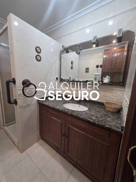 Foto 8e630cf9-d32a-4e58-8d04-5951b0372edd. Alquiler piso  c hurtado amezaga en Zabalburu Bilbao