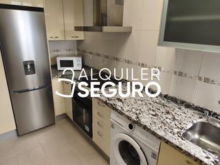 Miete Etagenwohnung  Amancio renes. Piso c amancio renes dos hermanas
