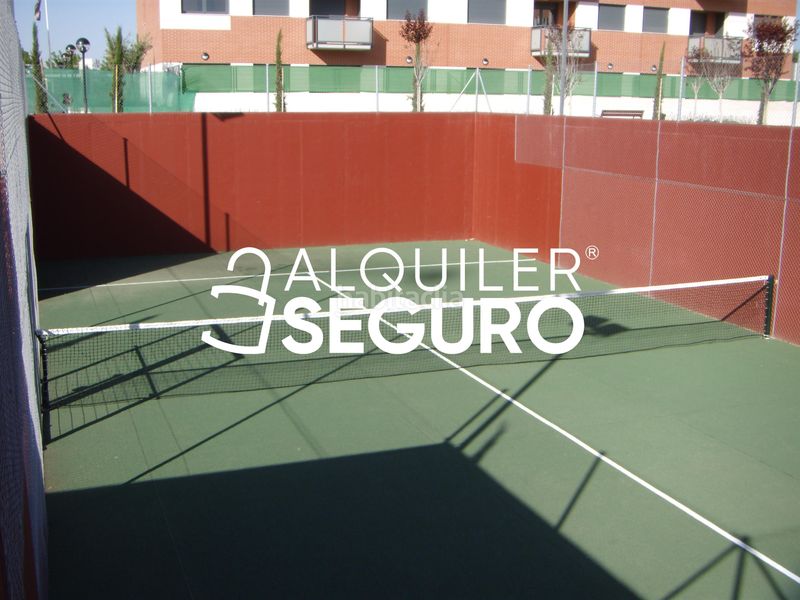 Foto 1e6fed89-4558-405c-af48-6d5ae1f0cf72. Alquiler ático  c alonso de estrada en Nuevo Hospital Ciudad Real