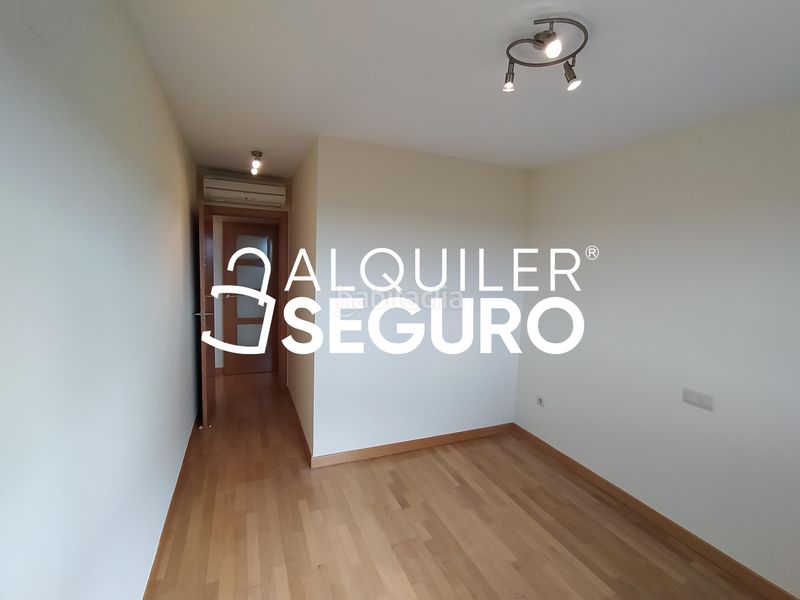 Foto abd7dae1-e97a-441a-9e10-e7c7260a884e. Alquiler ático  c alonso de estrada en Nuevo Hospital Ciudad Real