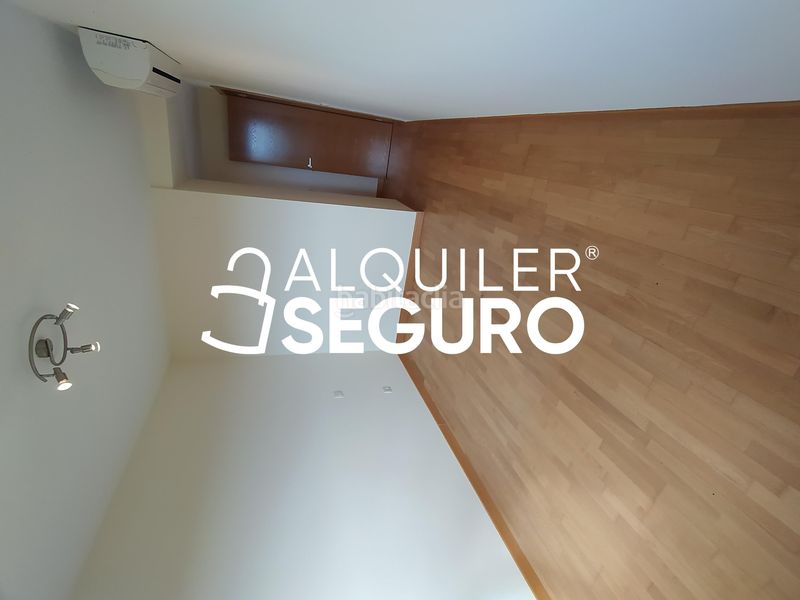 Foto f0fe9b9c-fa1a-479e-a3b0-6597cdacedec. Alquiler ático  c alonso de estrada en Nuevo Hospital Ciudad Real