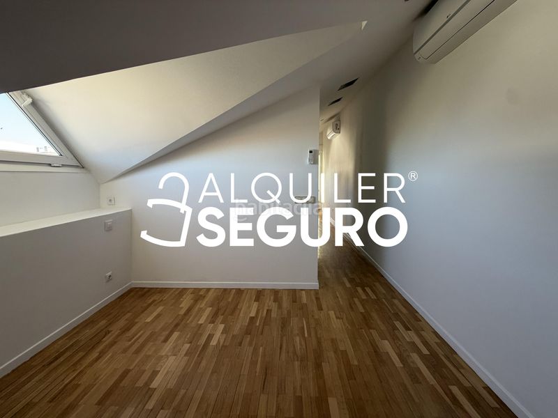 Foto b1ebbe40-b02d-43a1-91fa-818d3144c108. Alquiler ático  c rufino torres manuel en Casco Antiguo Torrelodones