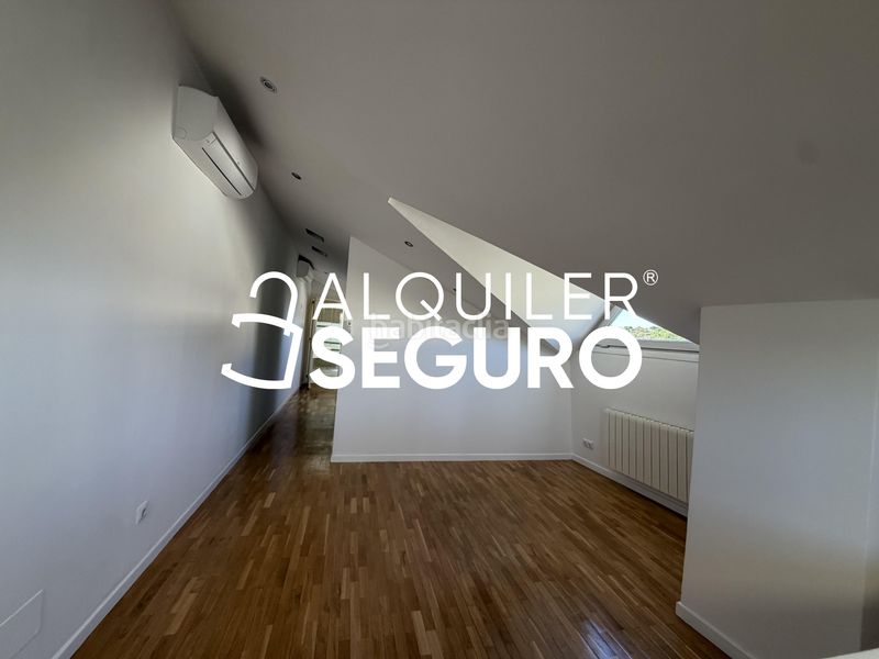 Foto b979ddb2-ada3-4ad1-9637-878e367dcf81. Alquiler ático  c rufino torres manuel en Casco Antiguo Torrelodones