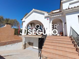 Location Chalet  Albacete. Chalet c albacete seseña