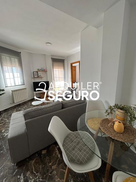 Foto 0c705932-b56e-4176-a87a-1824bf135750. Miete etagenwohnung mit heizung in Avda. De los Ogíjares Armilla