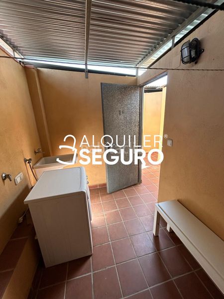 Foto f595606a-1638-4664-8564-34aaf6ff7a48. Miete etagenwohnung mit heizung in Avda. De los Ogíjares Armilla