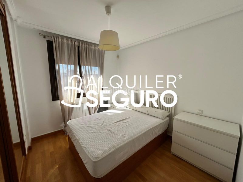 Foto c00c1725-06a0-48e5-b46d-4acae9f82d0b. Miete etagenwohnung mit heizung parking pool in Palomeras Sureste Madrid