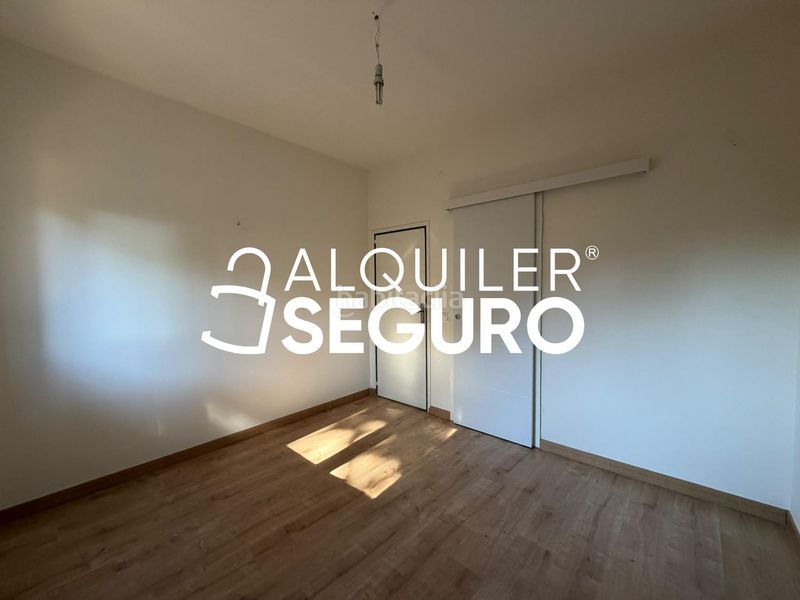 Foto 2b87cf92-1752-4eb6-8a06-00892f5b0f9d. Alquiler chalet  av. meridiana en Alpedrete