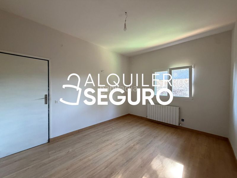 Foto c66d19b7-c0f9-4736-b6f8-00d102835b45. Alquiler chalet  av. meridiana en Alpedrete