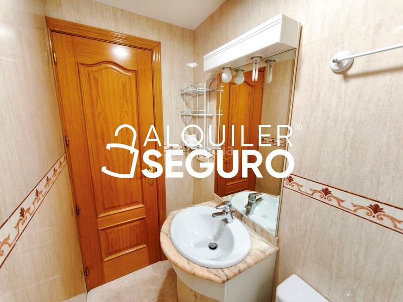 Foto eb90e960-7530-4a47-b559-3b7b5e2573e2. Lloguer pis amb calefacció aparcament piscina a Norte-Universidad Móstoles