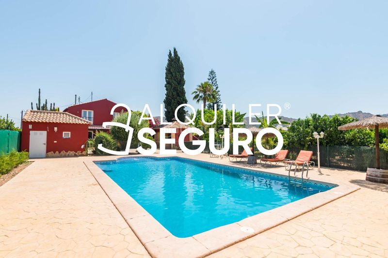 Foto 69c15606-01a6-4ad2-8552-90d96433ba43. Miete chalet mit heizung parking in Beniaján Murcia