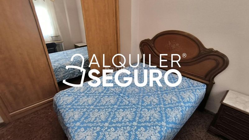 Foto 32be62fe-1f1d-4a53-833f-0d709565a40c. Rent flat with parking in Centro Montequinto