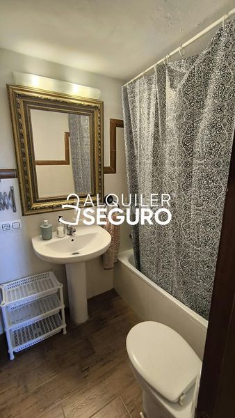 Foto 3f87f19f-cfa0-45ea-9d45-c087079a2a97. Rent flat with parking in Centro Montequinto