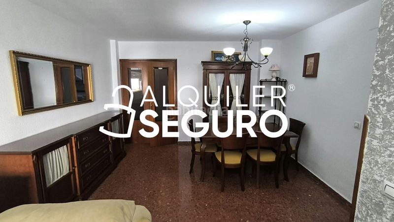 Foto 82ac4c34-0a0d-480f-ac78-8aa70acb0e00. Rent flat with parking in Centro Montequinto