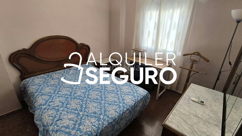 Foto ddc99501-69b5-44b4-af23-f00cfae22a86. Rent flat with parking in Centro Montequinto