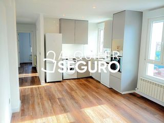Rent Flat  Burgos. Piso av. burgos valladolid