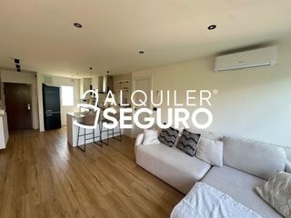 Location Appartement  Moratalaz. Piso av. moratalaz madrid