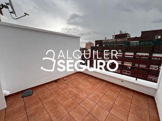 Miete Dachwohnung  De clara del rey. Ático c de clara del rey madrid