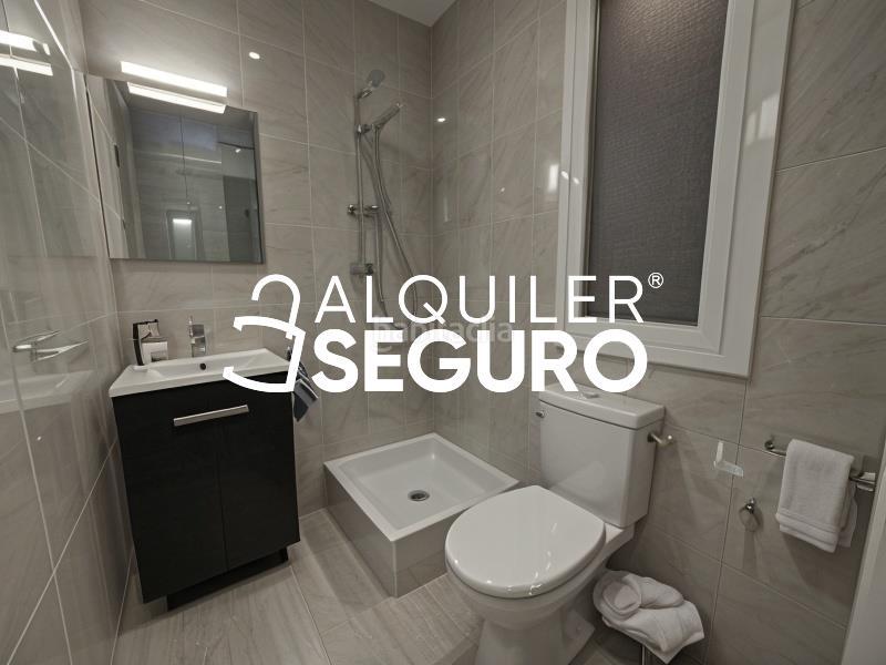 Foto 2aaf8d65-e5e0-4e03-b8d1-230b6febebbe. Alquiler oficina  laietana en Gòtic Barcelona