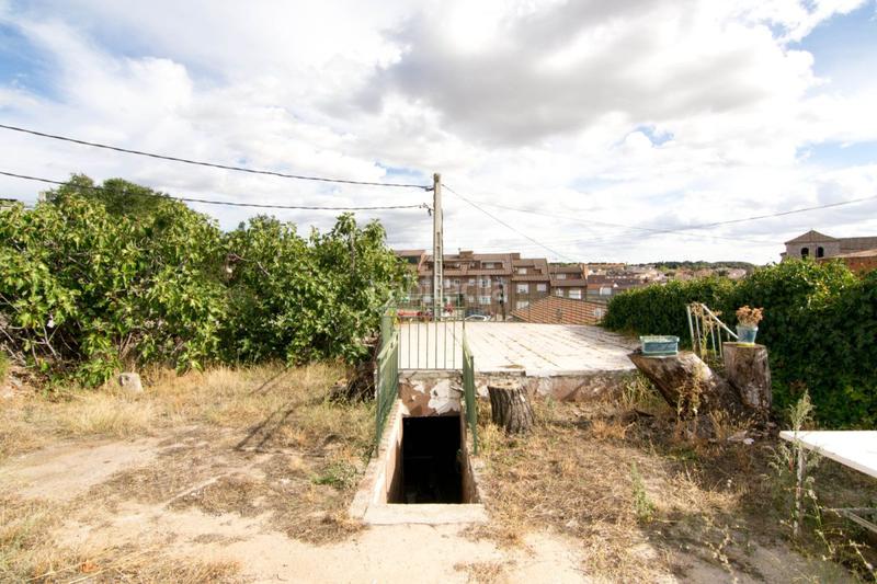 Foto 43ddcc94-ddc2-42a3-9179-e77f98bf320c. Wohngrundstück in Valdemorillo pueblo Valdemorillo