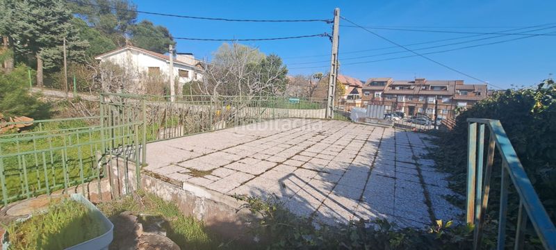 Foto a114ec8a-961b-46e5-bd30-79b45094f71e. Terreny residencial a Valdemorillo pueblo Valdemorillo