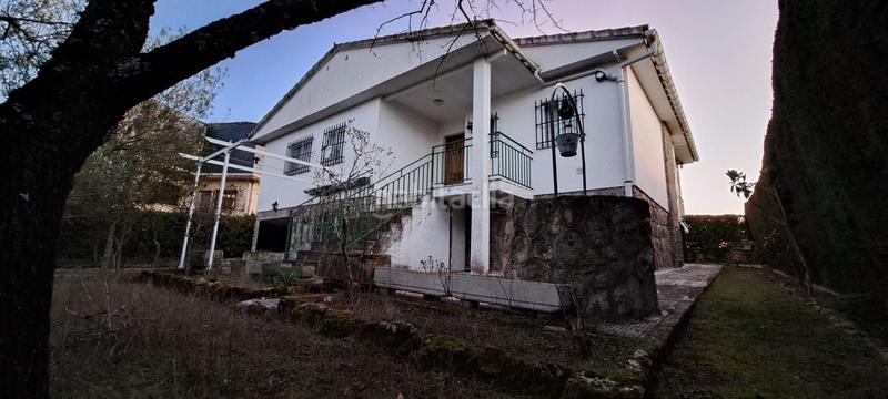 Foto 7764cf62-7e6d-4c9c-95bd-c92b8ae93632. Chalet con riscaldamento in Valdemorillo pueblo Valdemorillo