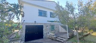 Chalet  Alto de santa ana. Chalet en venta en valdemorillo, 6 dormitorios.