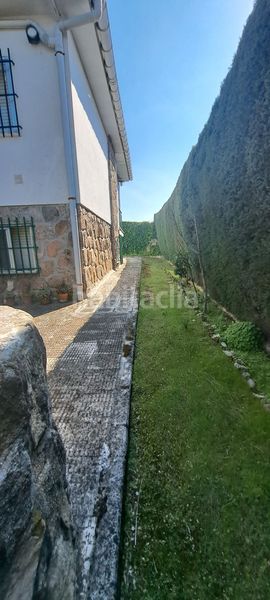 Foto edda7153-3a2c-479d-9571-aad750a16a7f. Xalet amb calefacció a Valdemorillo pueblo Valdemorillo