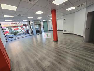 Location Local commercial  Madrid. Local en alquiler en centro, 1 dormitorio.