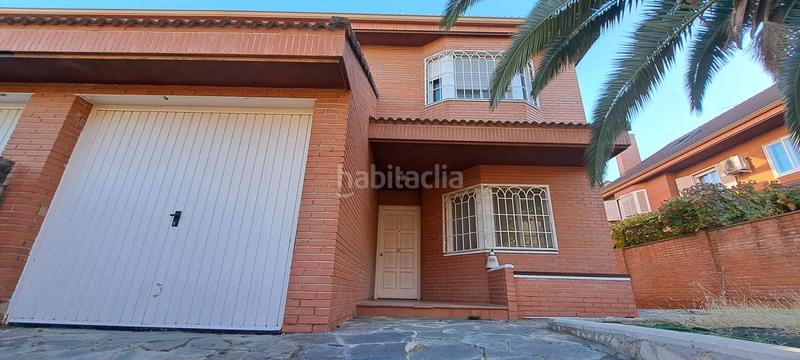 Foto 36e20b0f-d0f1-4369-9a4f-718f9c5b4d3b. Chalet mit heizung parking in Brunete