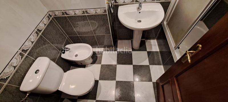 Foto c3d02453-f092-495f-8401-5cd03bf07e04. Chalet mit heizung parking in Brunete