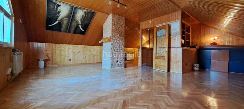 Foto f56e6aa8-1b74-4a31-9ec6-c48939e7a829. Chalet mit heizung parking in Brunete