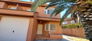 Chalet en Brunete. Chalet en venta en centro urbano, 4 dormitorios.