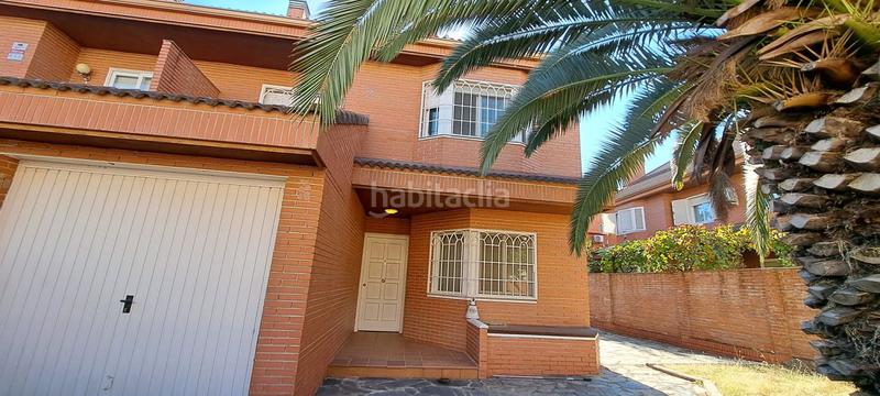 Foto ffa13f58-5295-4f50-b755-eec5c94158a0. Chalet mit heizung parking in Brunete