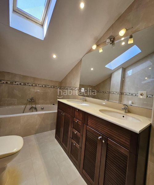 Foto 0c55a305-3b90-42fd-9855-6db888076d7c. Duplex con riscaldamento in Brunete