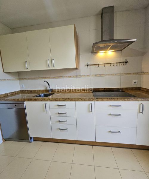 Foto b573be15-7a57-47e3-b95c-f06d8117d5b7. Duplex con riscaldamento in Brunete