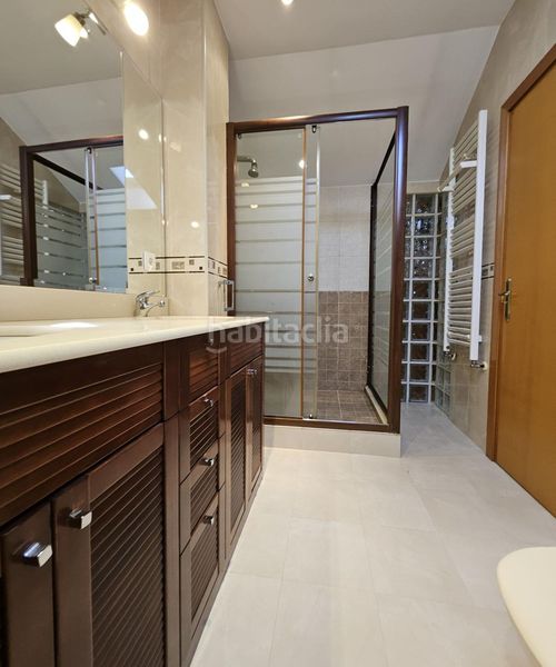 Foto f0c15e05-6da4-4ddf-b4d5-effd99ed787f. Duplex con riscaldamento in Brunete