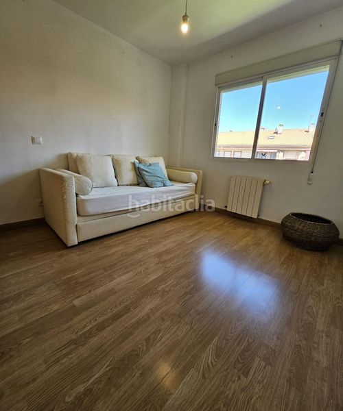 Foto f597027b-7d2b-48e8-9e99-be388a129644. Duplex con riscaldamento in Brunete
