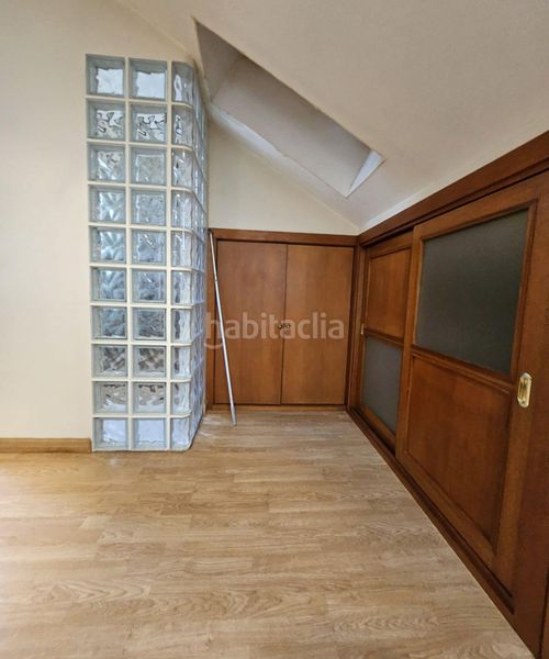 Foto f94f4ca2-0950-4dba-915d-29cab0831e95. Duplex con riscaldamento in Brunete