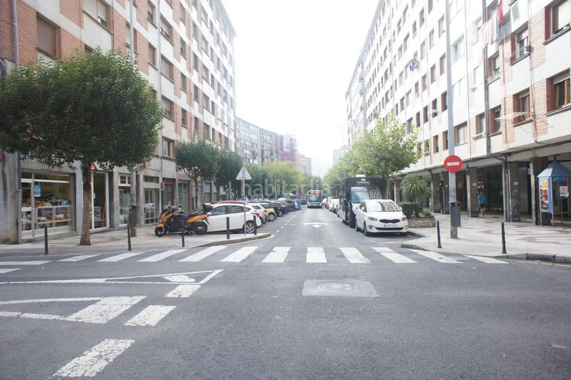 Foto 3687c303-c021-4758-8c67-b5f0df2e8cd7. Miete geschäftsraum in Bagatza - S. Vicente Barakaldo