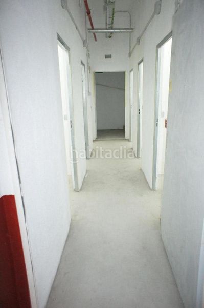 Foto 468aee12-ad93-4826-bd35-de1816b13100. Parking voiture dans Lasesarre Barakaldo
