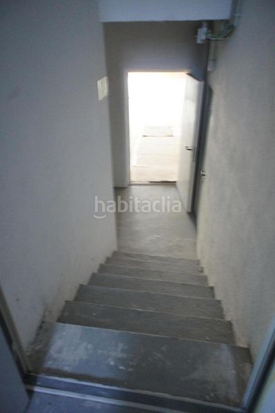 Foto 9ab6be29-7ddd-40fb-bd17-2ef87223c5b1. Parking voiture dans Lasesarre Barakaldo