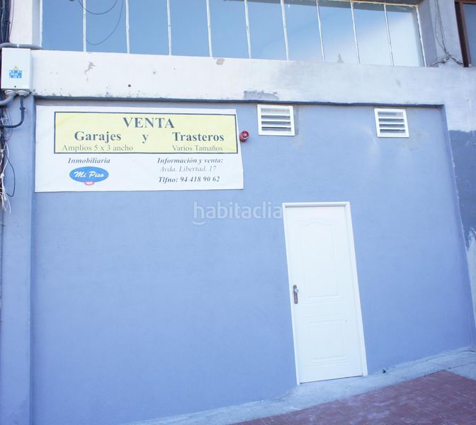 Foto d956ca6e-cd33-4838-a9da-4ac0e9bbcf62. Parking voiture dans Lasesarre Barakaldo