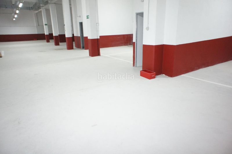 Foto e0dbdcd7-ae72-4dab-986f-73ce6efdc9f1. Parking voiture dans Lasesarre Barakaldo