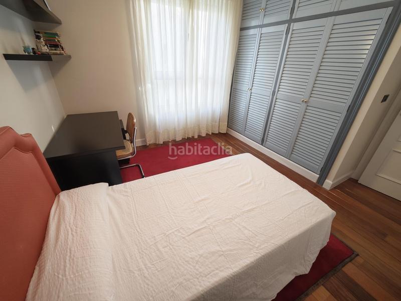 Foto 1cd2b01f-6a33-4f9a-b9b9-37656b4d19e4. Duplex con riscaldamento in Casco Viejo - Muelle Portugalete